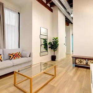 Aqua Apartment Malaga